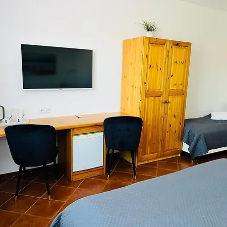 Kotwica 3* 미에드지보드지