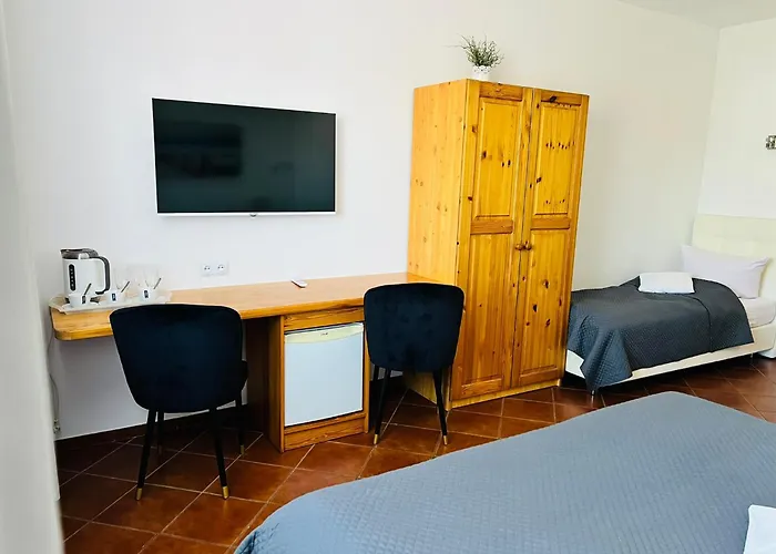 Kotwica 3* 미에드지보드지