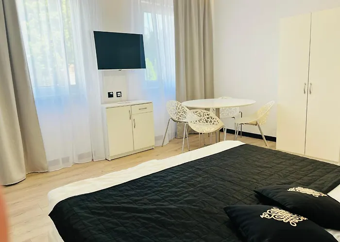 Bed & Breakfast Kotwica 3*