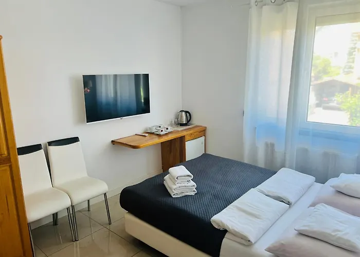 Kotwica 3* 미에드지보드지